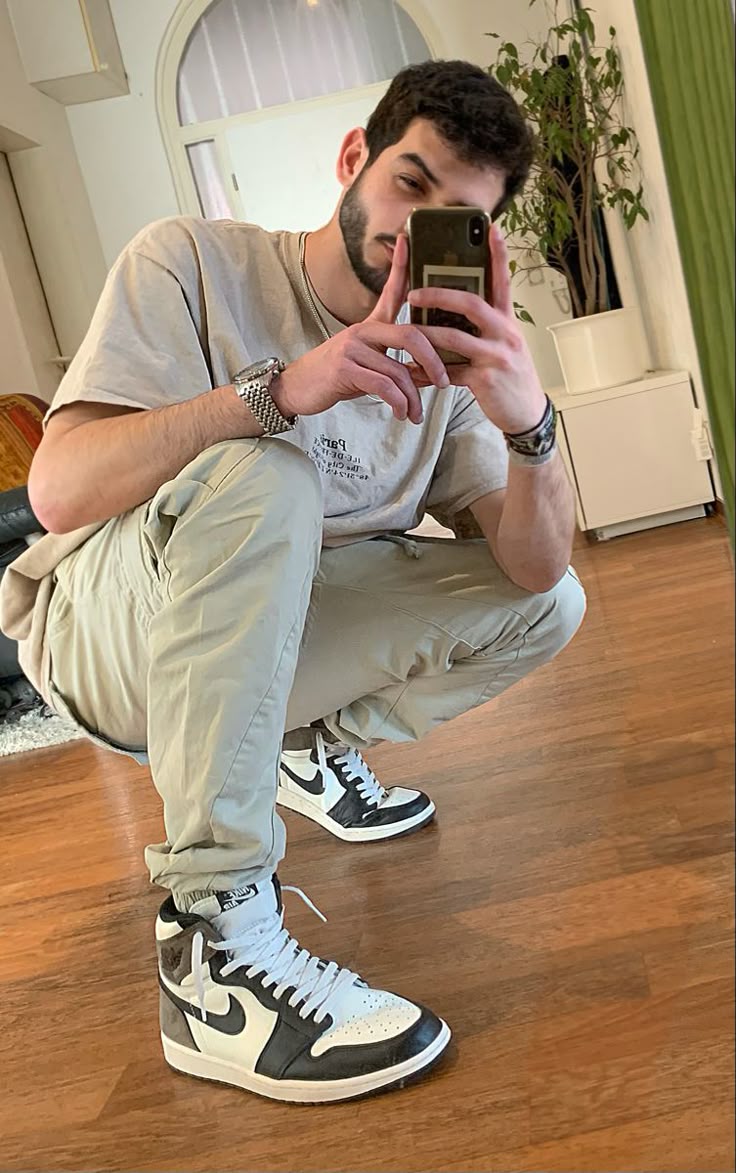 استایل مونوکروم و مدرن با نایک Air Jordan 1